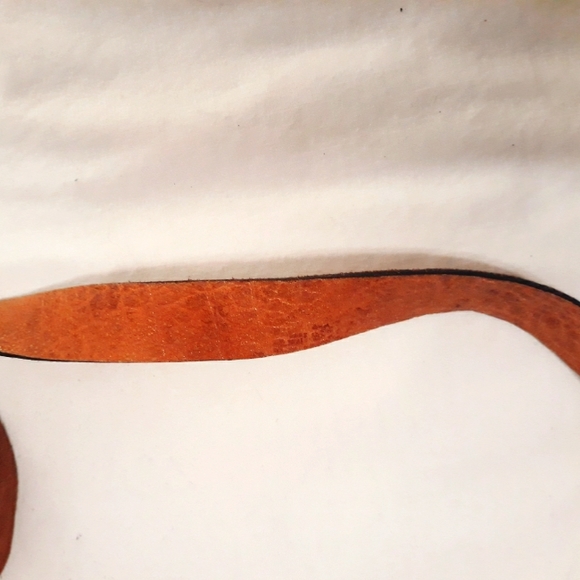 Patricia Nash Italian Leather Crossbody - Picture 13 of 15